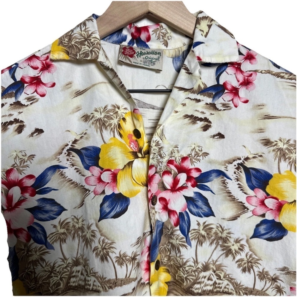 Hilo Hattie Top Floral Aloha Hawaiian Button Down Tropical USA Made Medium - Picture 5 of 13